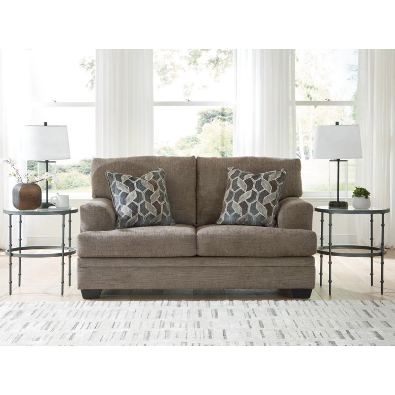 Stonemeade Loveseat